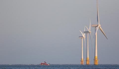 BRINGING OIL AND GAS TECHNOLOGY TO OFFSHORE WIND